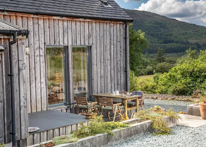 Cuillrigh - Luxury House, Loch & Mountain Views