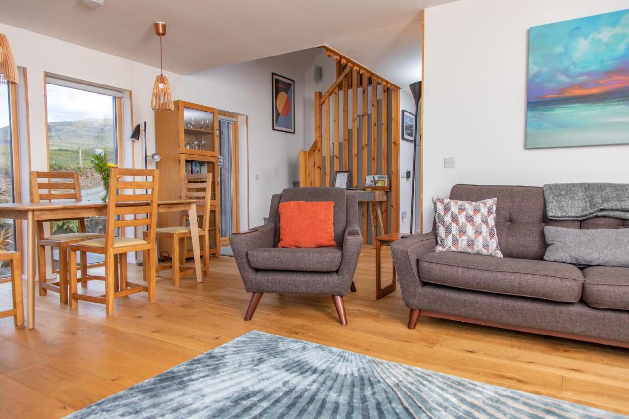 Cuillrigh - Luxury House, Loch & Mountain Views Holiday home *