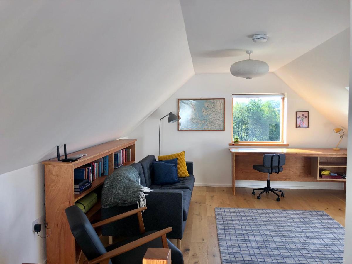 Holiday home Cuillrigh - Luxury House, Loch & Mountain Views Portree