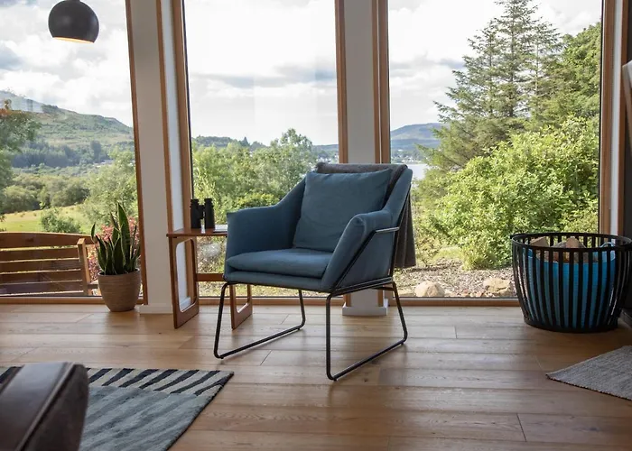 Cuillrigh - Luxury House, Loch & Mountain Views